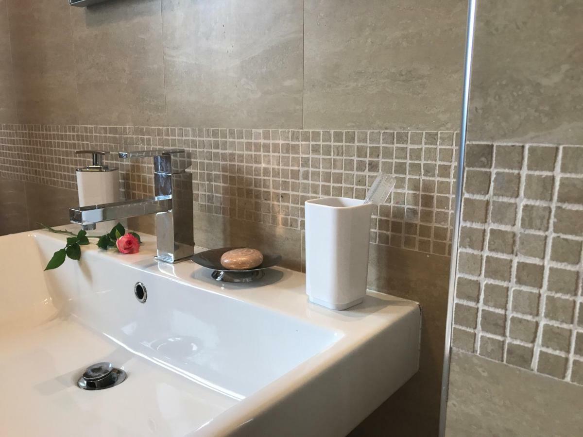 Linden Garden Apartment بوستوينا المظهر الخارجي الصورة