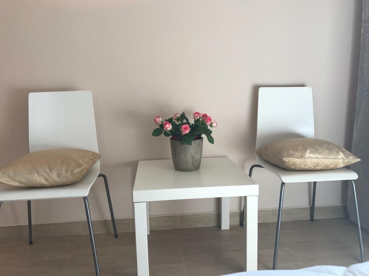 Linden Garden Apartment بوستوينا المظهر الخارجي الصورة
